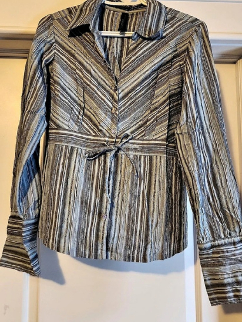 Point Zero Abstract Button Front Blouse in Blue & Black Size Small